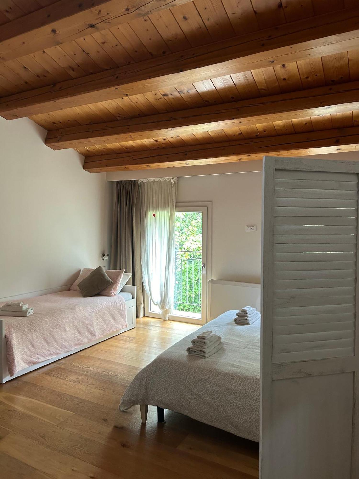 Beehouse - La Casa Delle Api Agriturismo ボルソ・デル・グラッパ エクステリア 写真
